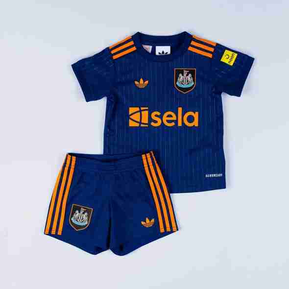 Camiseta Newcastle United 3ª Niño 2025-2026 Maglia Calcio Newcastle United Set Bambino Terza 2025 2026