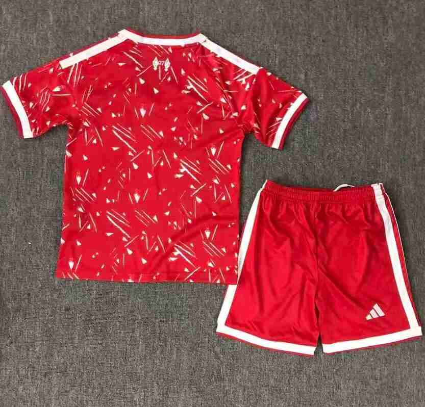 Maglia Calcio Liverpool Set Bambino Prima 2026 2027_1 Maglia Calcio Liverpool Set Bambino Prima 2026 2027_1